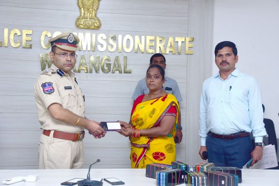 اگر آپ کا فون گم ہوگیا تو پریشان نہ ہوں۔