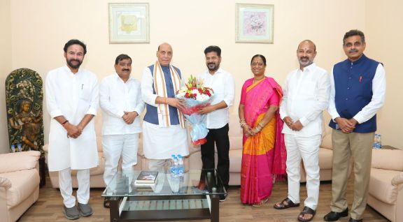 Defense Minister Rajnath Singh was received by the state Chief Minister at Begumpet Airport
