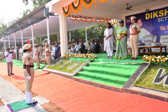 warangal mp dr kadiyum kavia