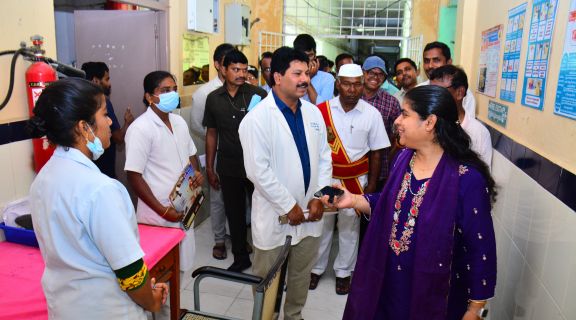 collector visits govt hospital 