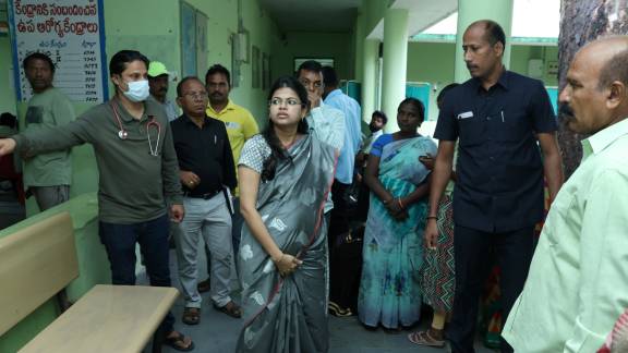 seasonal diseases: Hanumakanda District Collector Sneha Shabrish
