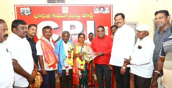 cpi sarpanch felicitation