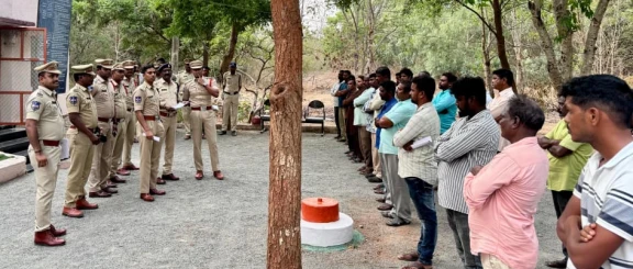 dcp ankit kumar warn rowdy shheters