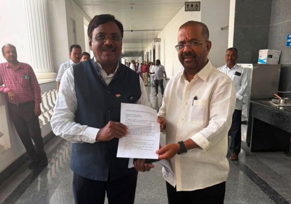 mla rejender reddy met minst
